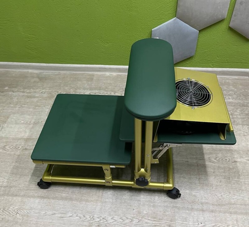 With the shelving Tertio 2 in 1 Gold