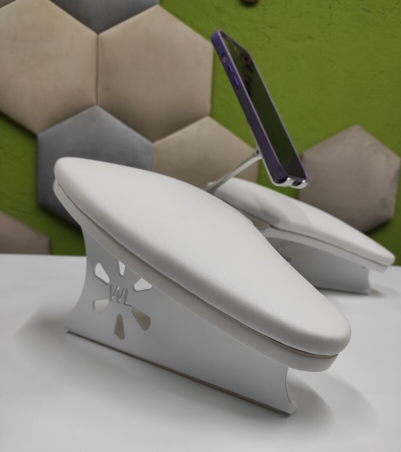 Ergo Plus manicure stand