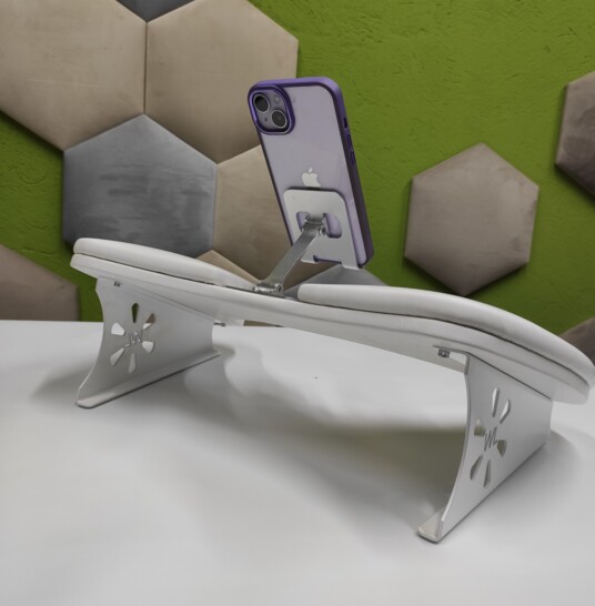 Ergo Plus manicure stand