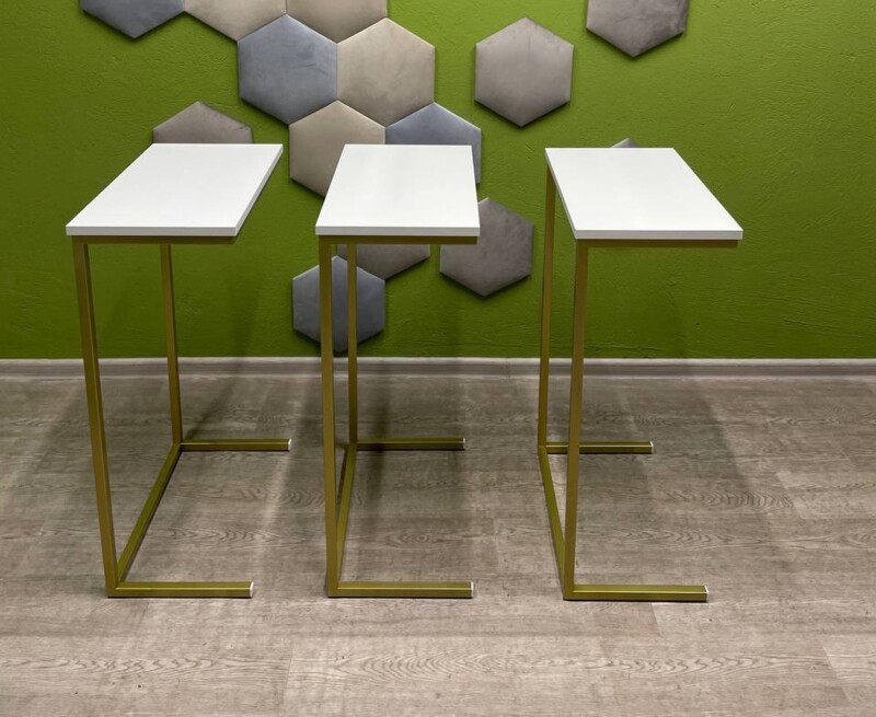 Auxiliary table